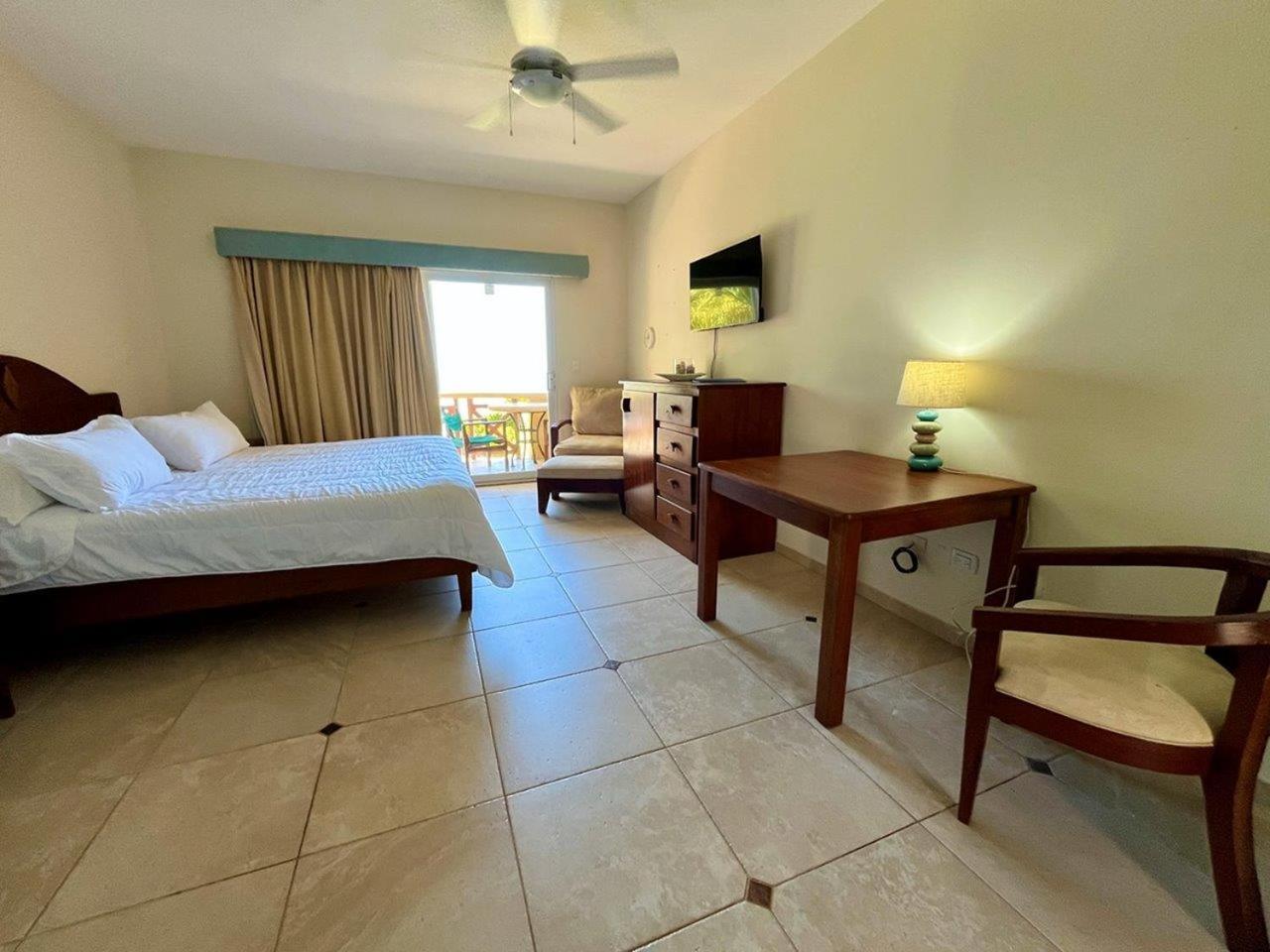 Agualina Kite Hotel Oceanfront Apartments Cabarete Eksteriør bilde